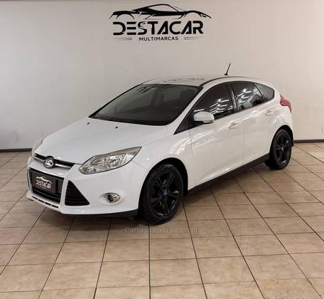 FORD FOCUS 1.6 SE 16V FLEX 4P POWERSHIFT FORD FOCUS 1.6 SE 16V FLEX 4P POWERSHIFT
